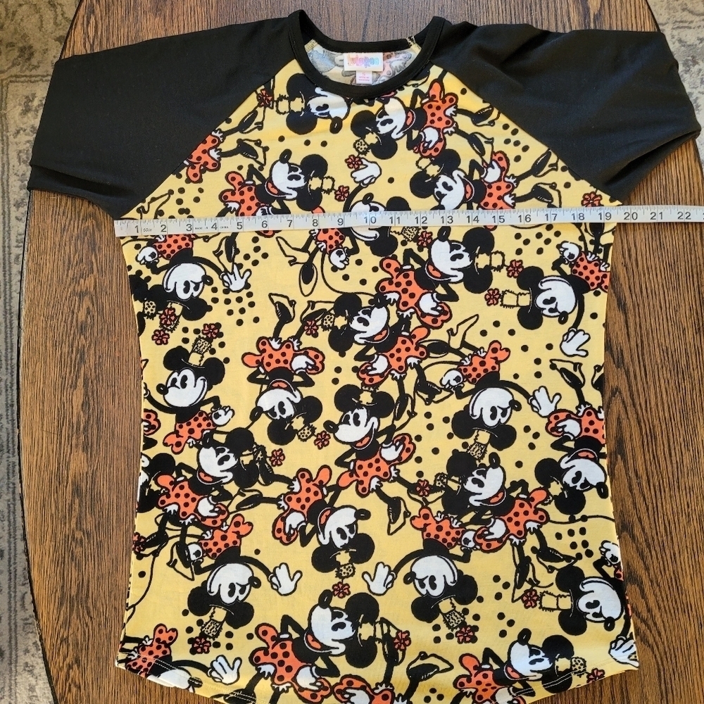 LulaRoe Disney Minnie Mouse Randy Baseball Style T-shirt Size Women's Small - Picture 5 of 12